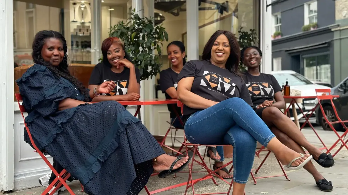 Charlotte Mensah, the Salon Chair and 40 Years of Making Hair History 💇🏿‍♀️🪮