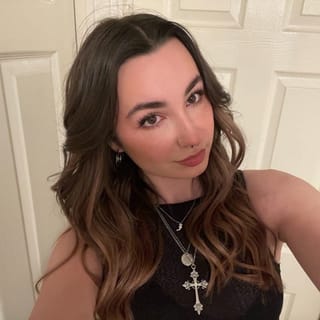 Emily Pinches